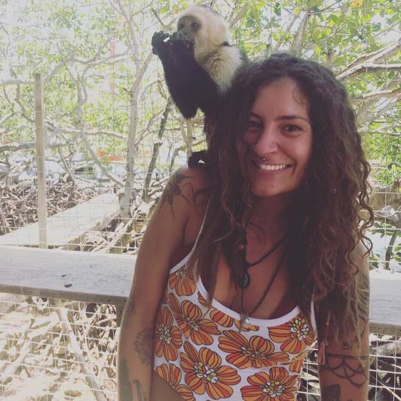 Meet your Posher, Brea - Picture 1 of 1